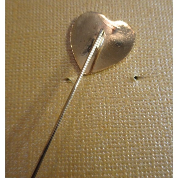 Vintage Red Heart Holly Script Merry Xmas Gold Tone Lapel/Hat Pin .75" x 2.5" - Picture 4 of 7